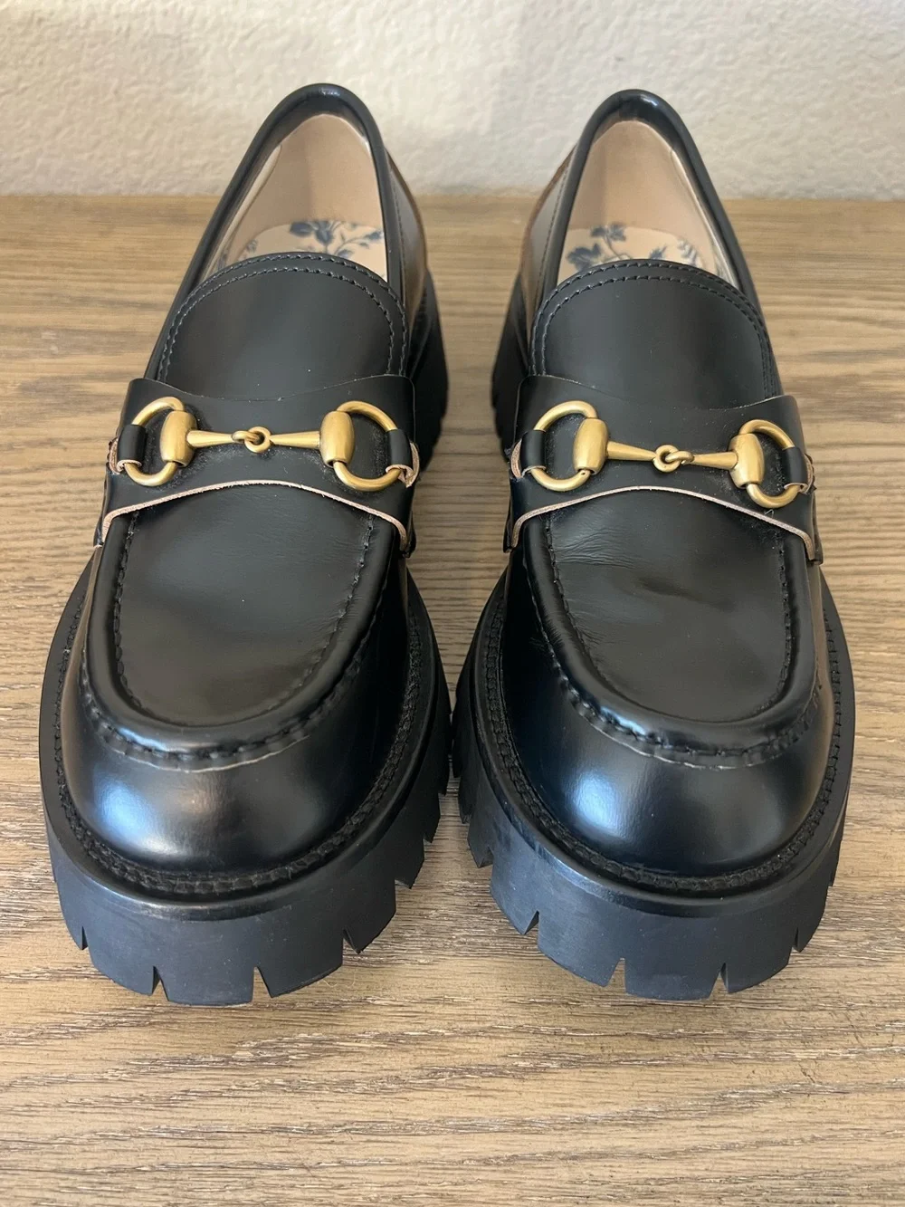 Gucci Cordovan Lux Lug Sole Black Gold Horsebit Bee Embroidered leather loafers